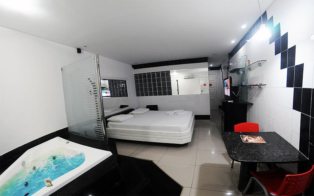 Tititi Motel (Adults Only) أوليندا المظهر الخارجي الصورة